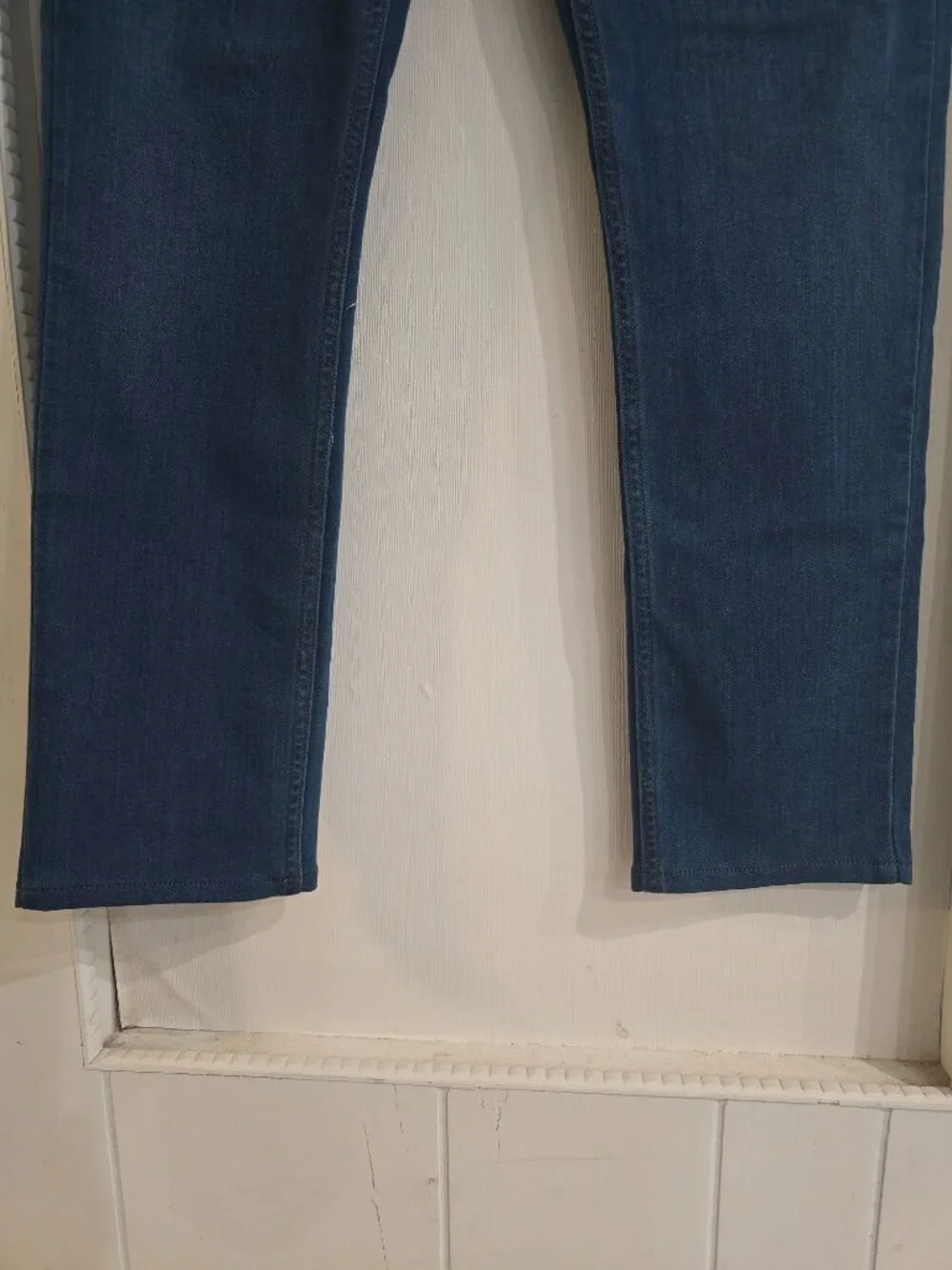 PAIGE Lennox Slim Jeans Size 31 Medium Wash Denim Men